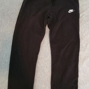 Nike Club Fleece black jogging pants, size men's S, black. Gently worn.